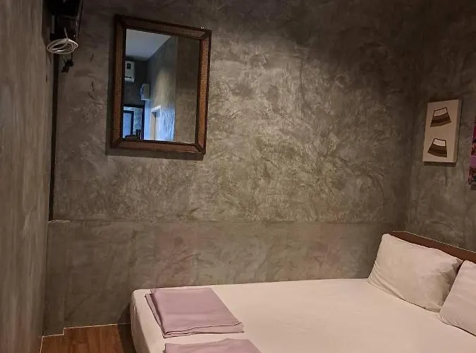 Ostello Bkk Teak Bangkok