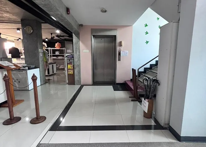 Thepeakhostel Hostel
